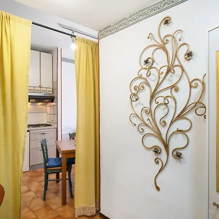 Mare,sole, Eucalipto Costarainera