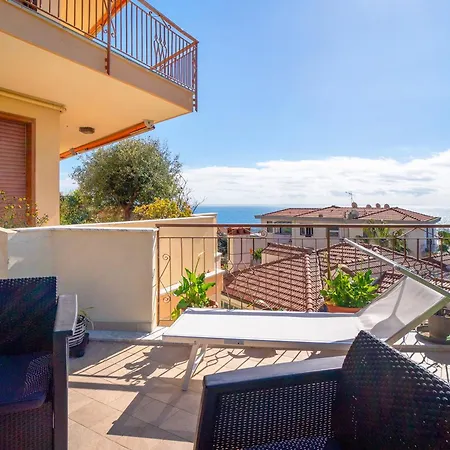 Daire Mare,sole, Eucalipto