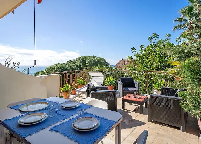 Mare,sole, Eucalipto Costarainera